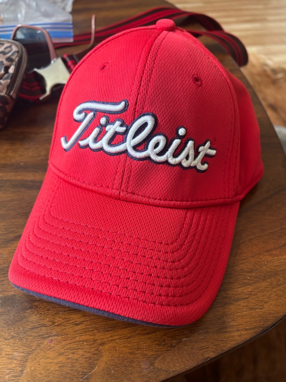 Titleist Red and Black Golf Cap Interior Detailing